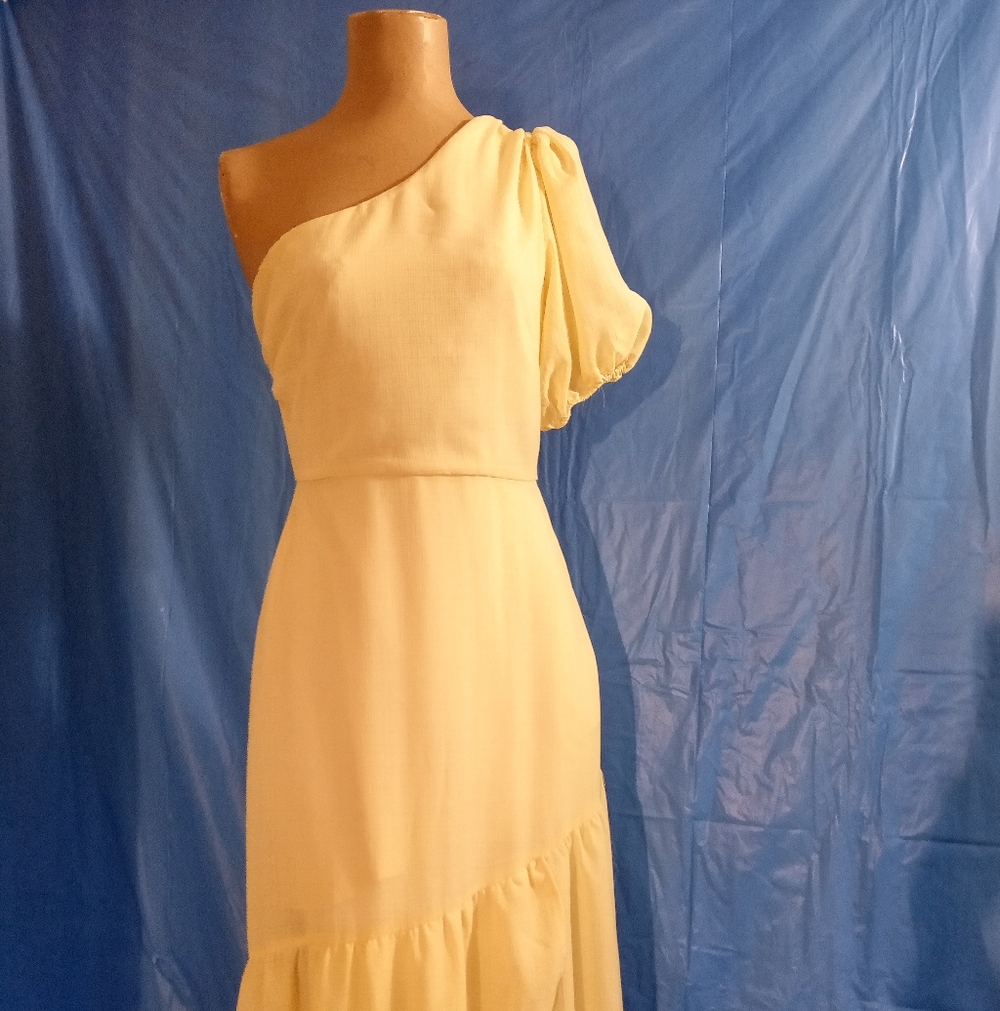 Le Lis One-Shoulder Puff Sleeve Yellow Maxi